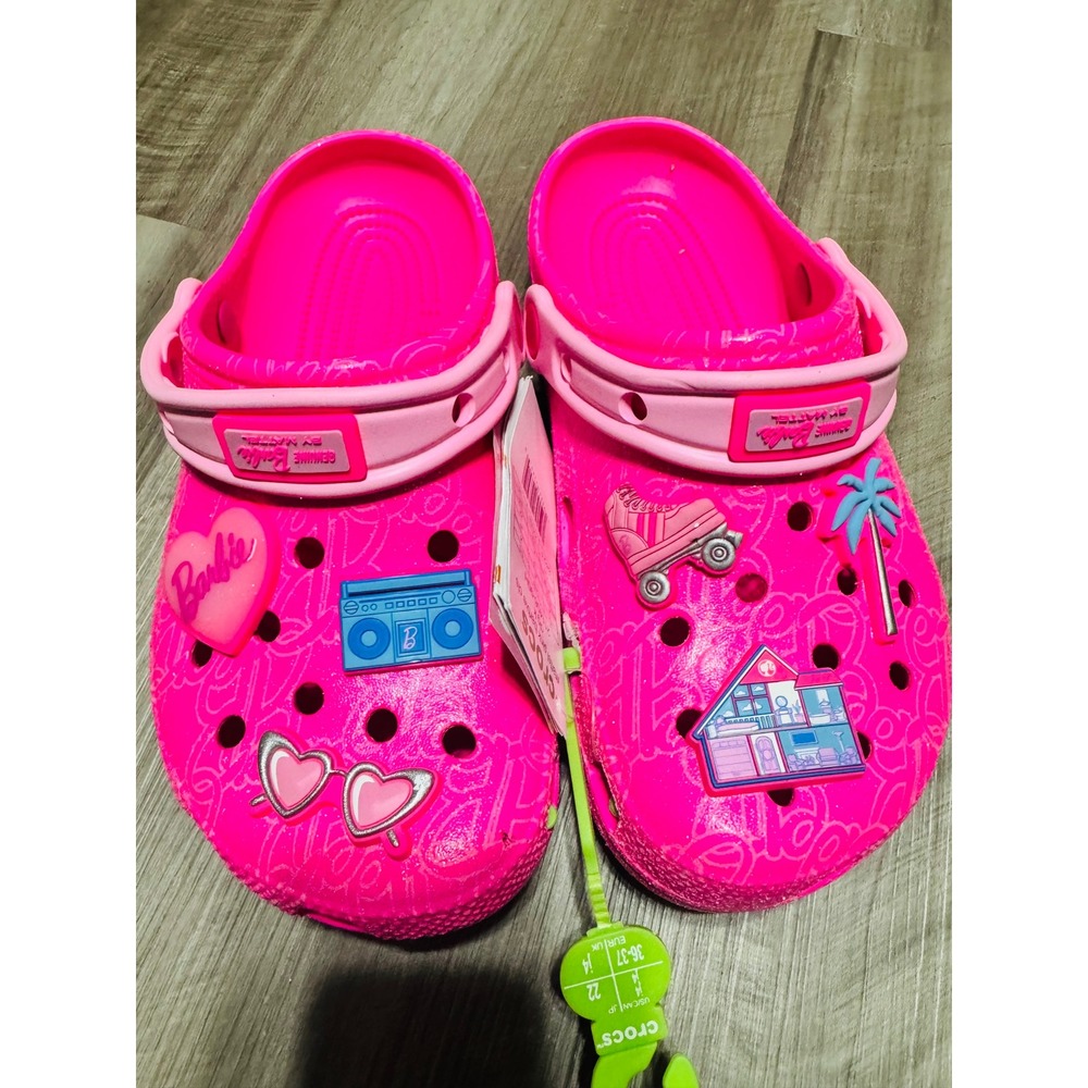 Crocs x Barbie Classic Clog Kids J4 Pink Mattel Jibbitz 211406-90H NEW